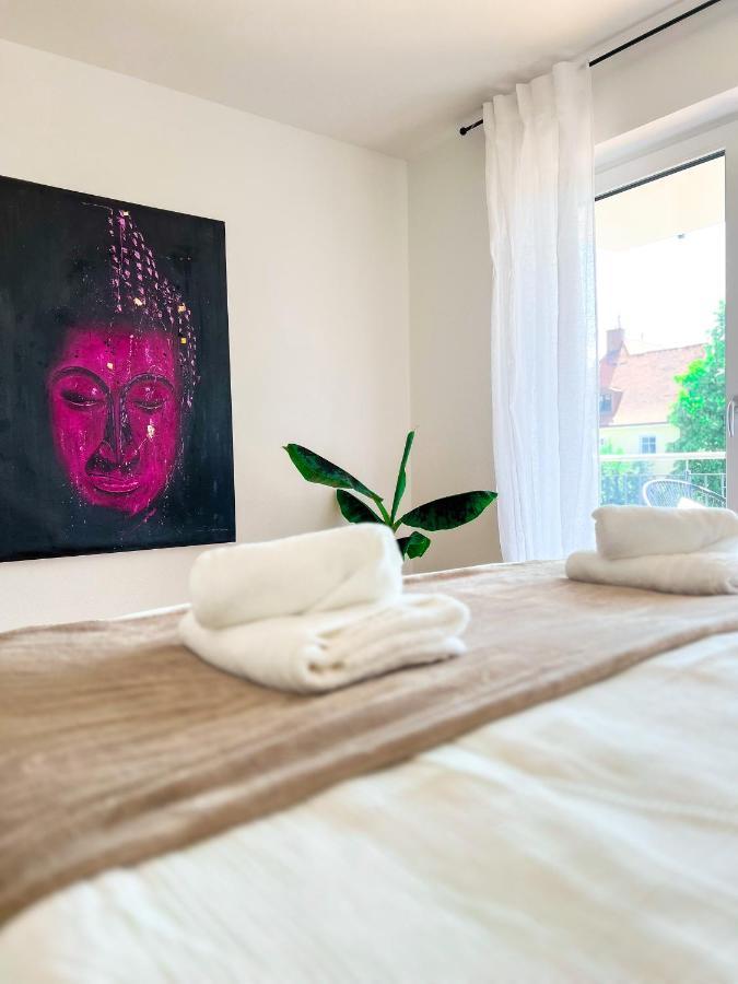 Sunset Club - Suite L Balkon - Kueche - Parkplatz ميمنغن المظهر الخارجي الصورة