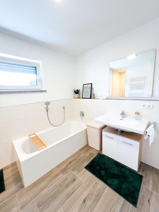 Sunset Club - Suite L Balkon - Kueche - Parkplatz ميمنغن المظهر الخارجي الصورة